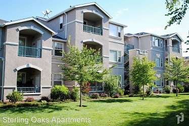 Sterling Oaks Luxury Apartments - Chico, CA