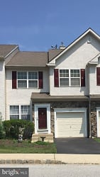 207 Tall Pines Dr - West Chester, PA