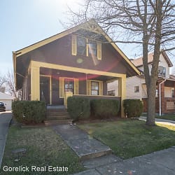 11114 Vernon Ave - Garfield Heights, OH