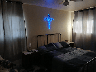 1210 Valentine St unit Bedroom - Killeen, TX
