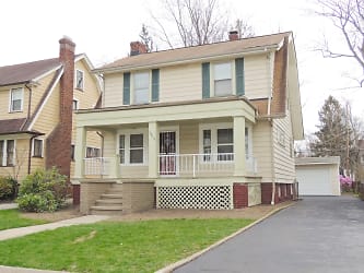 3810 Parkdale Rd - Cleveland Heights, OH