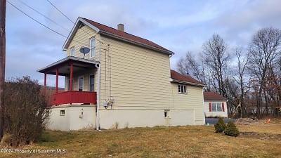 901 Sibley Ave - Old Forge, PA