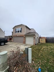 8614 Hopewell Ct - Indianapolis, IN