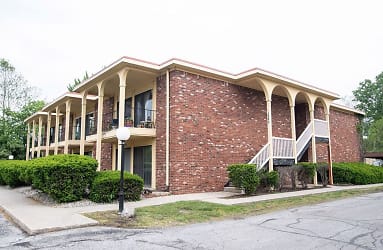 1240 W 73rd St unit 1240-L - Indianapolis, IN