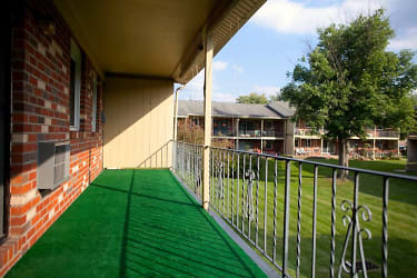 Spring Valley Apartments - Sinking Spring, PA