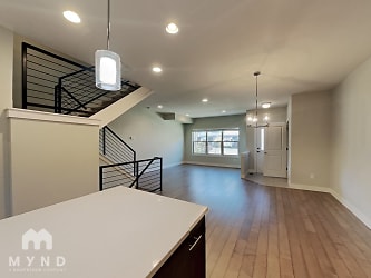 4431 E Jewell Ave - Denver, CO