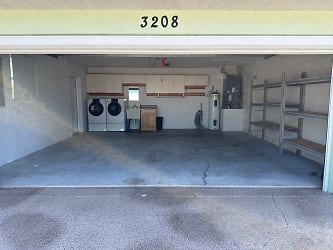 3208 Lockman Blvd unit 3 - Sebring, FL