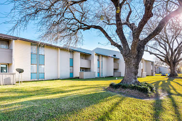 Meadows On The Mainland - All Utilities Paid Apartments - Texas City, TX