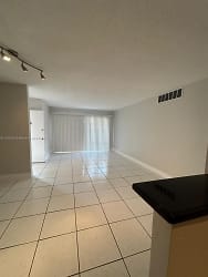 4650 NW 79th Ave #1H - Doral, FL
