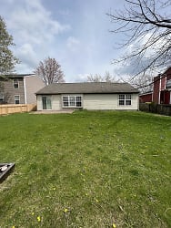 12470 Traverse Pl - Fishers, IN