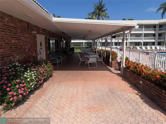 5203 NE 24th Terrace #B207 - Fort Lauderdale, FL