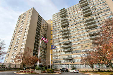 Towne House Apartments - Harrisburg, PA