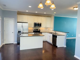408 Provincial St unit 1 - Raleigh, NC