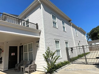 Overton Square Flat Now Available For Lease! Apartments - undefined, undefined