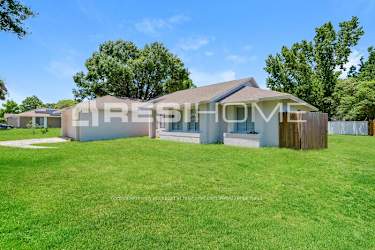 6131 Ranier Drive - Orlando, FL