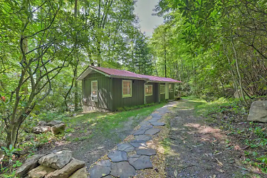 155 Mull Cove Rd - Maggie Valley, NC