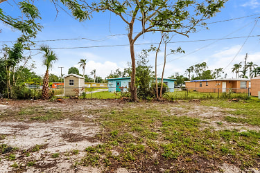 1423 Brookhill Drive - Fort Myers, FL