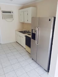 2371 Edwin St NE unit Apartment - Winter Haven, FL