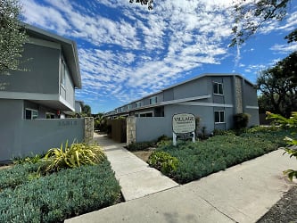 Village Townhomes Apartments - Lomita, CA