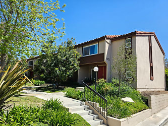 5921 Armaga Spring Rd unit E - Rancho Palos Verdes, CA