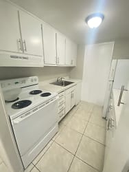 1852 Golf View Ave unit 2 - Fort Myers, FL