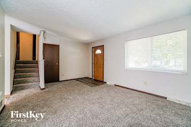 627 Presidential Way - Delaware, OH