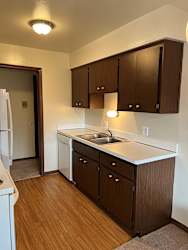 Apt 9.jpg