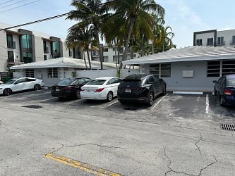 1030 N Victoria Park Rd unit 02 - Fort Lauderdale, FL