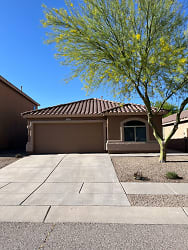 13205 E Coyote Well Dr - Vail, AZ