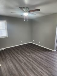 2 Townhomes/ 2 Bedroom Apartments - Logansport, IN