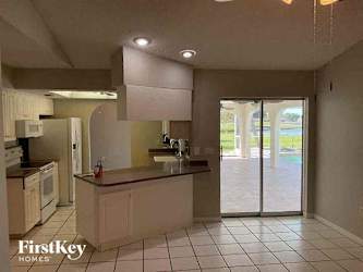 257 Antofagasta Street - Punta Gorda, FL