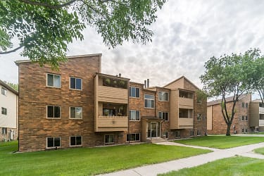 South Meadows Apartments - Fargo, ND