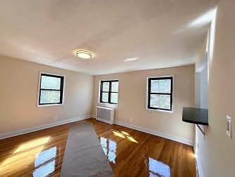 19-09 21st Ave unit 3A - Queens, NY