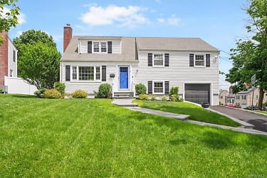 2 Brower Pl - Port Chester, NY