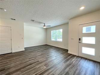 189 E Warren Ave - Longwood, FL