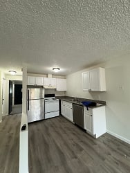 14948 SE Stark St unit 14960 - Portland, OR