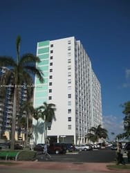 1250 West Ave #3J - Miami Beach, FL