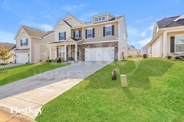 413 Stonefence Dr - Greenville, SC