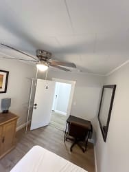 Room For Rent - Sanford, FL