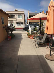 206 Orange St unit A - Newport Beach, CA