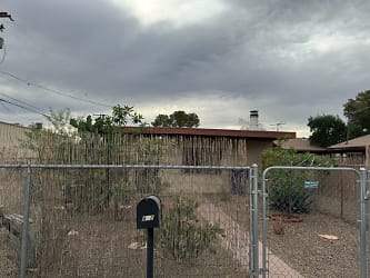812 S Plumer Ave - Tucson, AZ