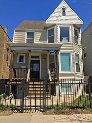2252 W Lawrence Ave unit 2252-G - Chicago, IL