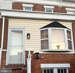 443 Anglesea St - Baltimore, MD