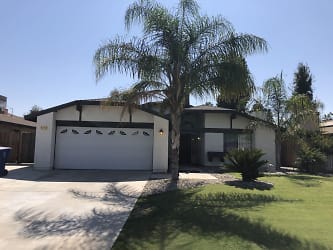9213 Hoxie Ct - Bakersfield, CA