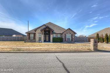 1536 Anderson Dr - Webb City, MO