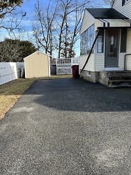 39 Phebe Ave - Lowell, MA