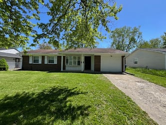 10131 Catalina Dr - Indianapolis, IN
