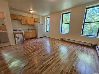 34 Oakland Pl #2R - undefined, undefined