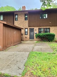 5375 Root River Dr unit 5355 - Greendale, WI