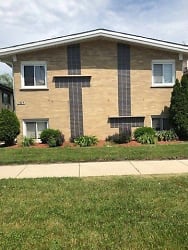 18417 Torrence Ave - Lansing, IL